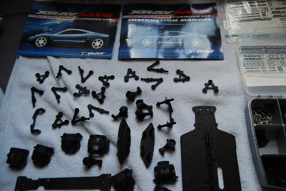 Xray M18 1/18 Micro Racing Bundle – Near x3, Extras, Vintage, Clean, Collectible - Bild 4 von 4