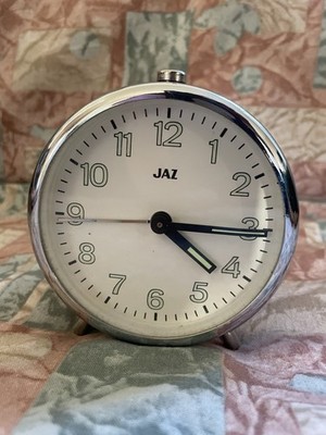 Vintage JAZ Wecker rot - alte mechanische Uhr - läuft