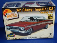 Revell '62 Chevy Impala Ss Hardtop 2 In 1 Model Kit Revell '62 Chevy Impala Ss Hardtop 2 In 1 Model Kit