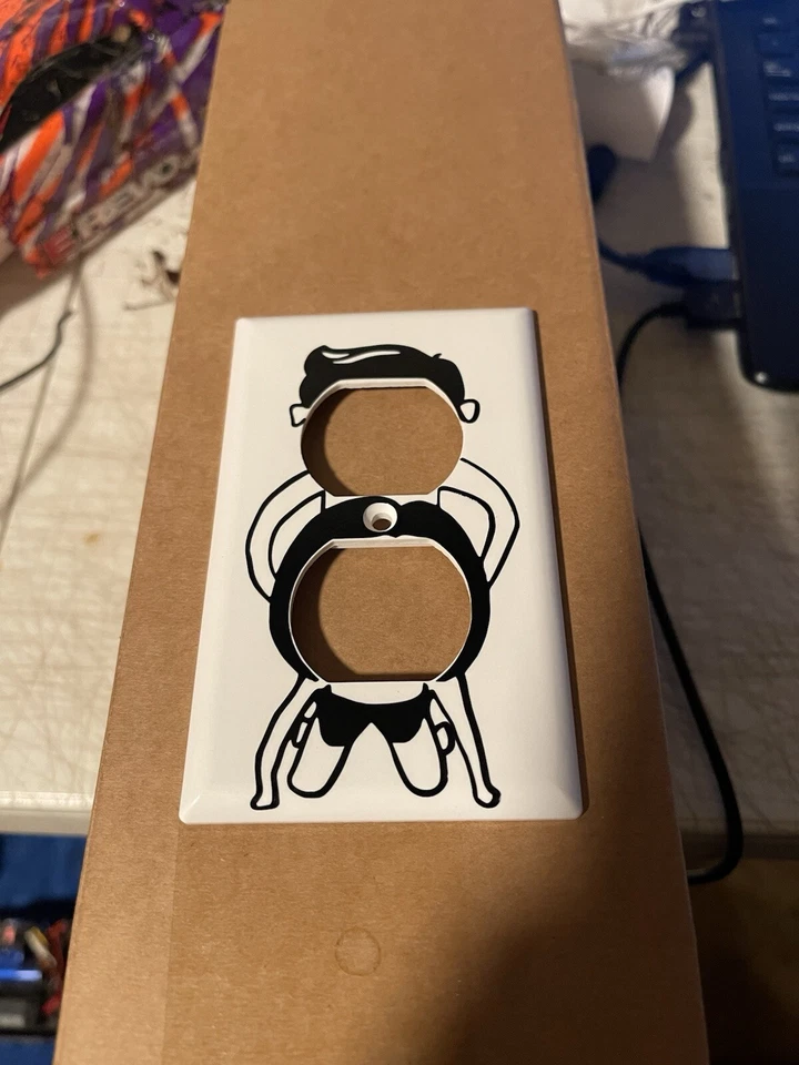 Travieso Divertido Outlet Placa Cubierta Mordaza Regalo Hombre Cueva Colegio Foto 2 de 2