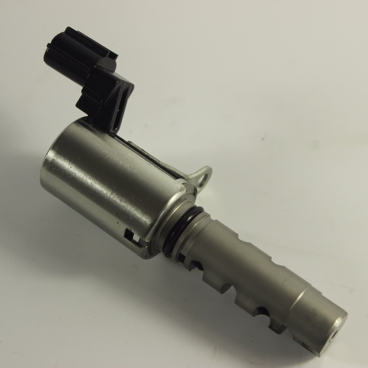 Variable Timing Solenoid (VVT Valve) For Toyota Yaris, Echo, Prius, Scion XB 1.5L 3 thumbnail image