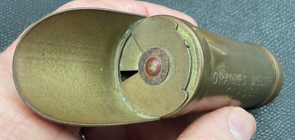 ANCIEN DISTRIBUTEUR POUR GRAINES SEMOIR À GRAINES SEMENCES GRAINS D’ÉLITE CLAUSE - Photo 4/4