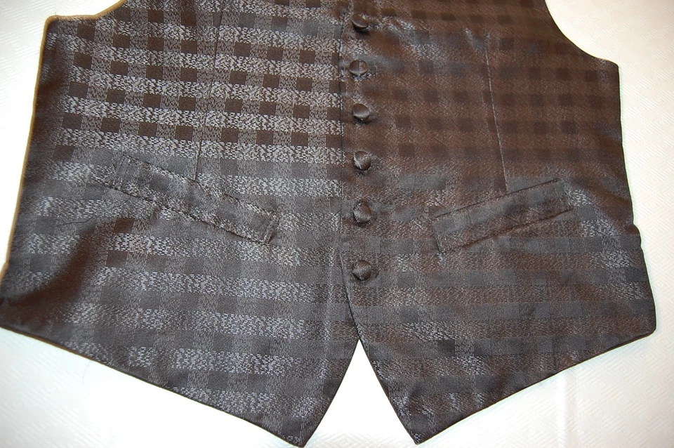 NWOT $250 David Donahue Men's Silk Dress Vest Size S .. - Image 2 of 4