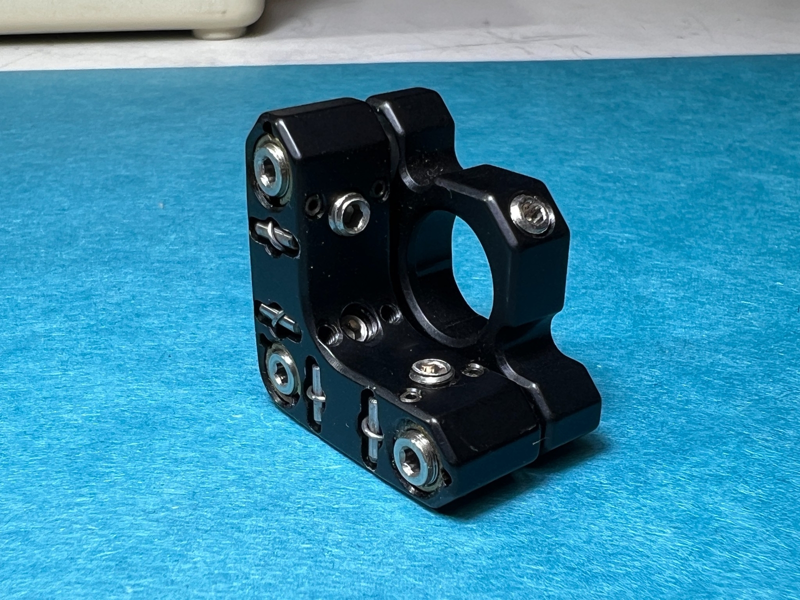 Thorlabs KS05 1/2" 45 Degree Kinematic Mirror Mount 3x100TPI Actuators w/Locks