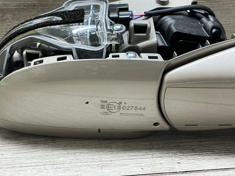 Acura RLX 2014-2015-2016-2017-2018 LADO DEL PASAJERO DERECHO OEM E13027544 Foto 3 de 4