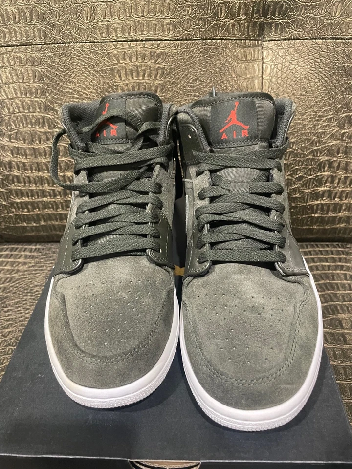 AIR Jordan 1 Mid Sequoia Max Naranja 554724-302 TALLA 8 NUEVO Foto 2 de 4