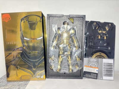 Hot Toys Limited MMS764D69 Iron Man Mark III Golden Color