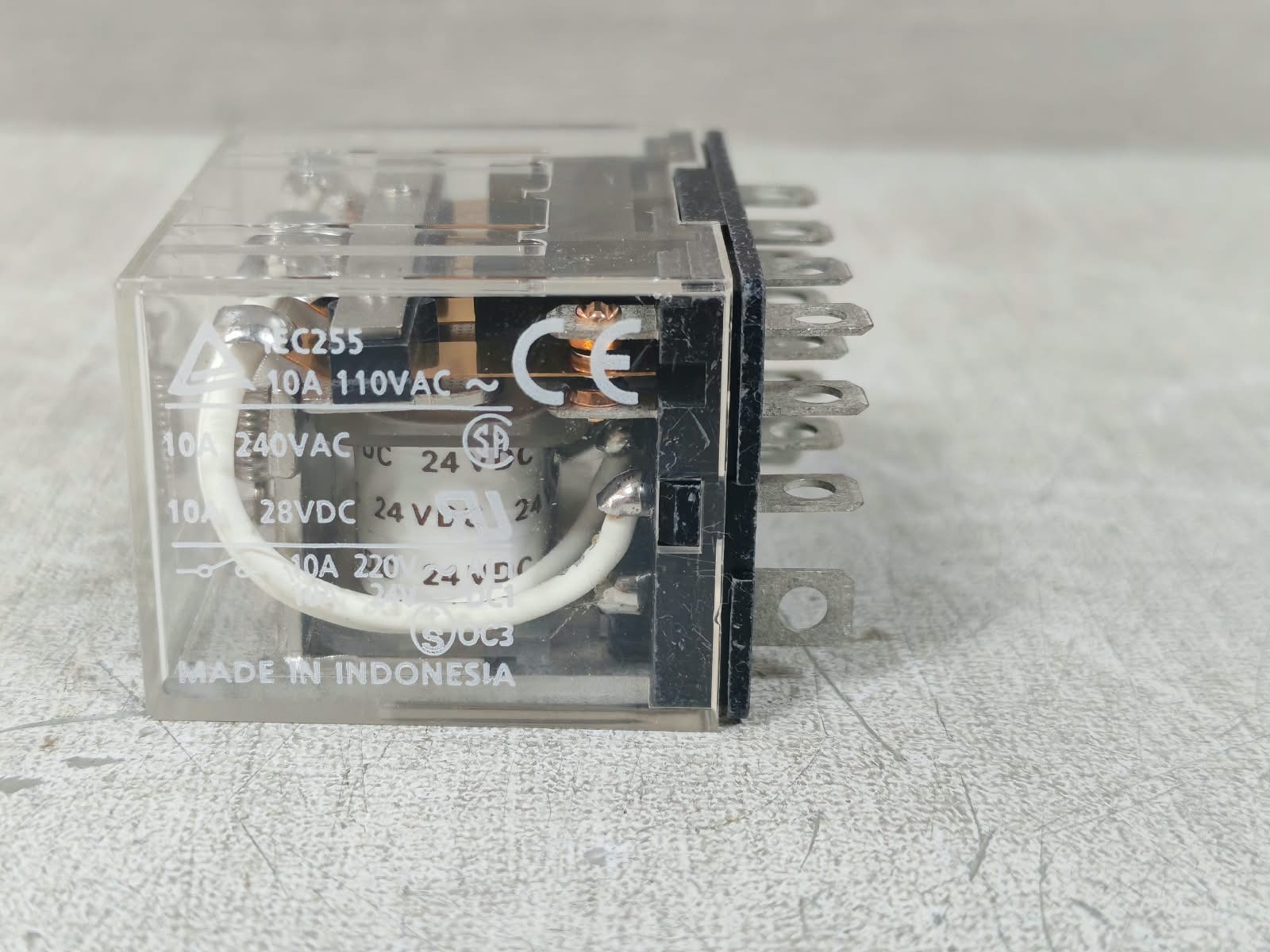 Omron LY4 OMRON LY4 GENERAL PURPOSE RELAY 24VDC 7
