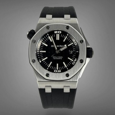 MINT!  Audemars Piguet Royal Oak Diver - 15710ST.OO.A002CA.01 15710ST