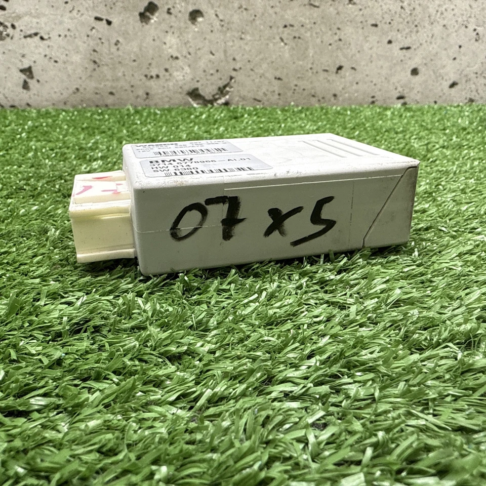 BMW X5 X5M X6 X6M 2007-2014 (E70 E71 E72) MÓDULO DE CONTROL DE SUSPENSIÓN NEUMÁTICA Foto 3 de 4