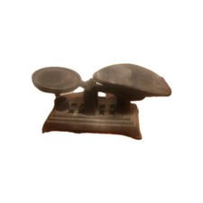 Vintage Miniature Cast Iron Salesman Sample Toy Balance Scale