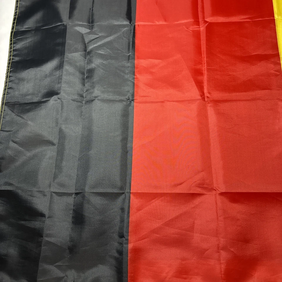 Bandera del Orgullo del País Alemán 2 Anillados 3 Pies por 5 Pies Puntada Única Poliéster Foto 3 de 4