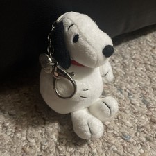 "Llavero de felpa Squishables Micro Snoopy Peanuts 4"" con dije"