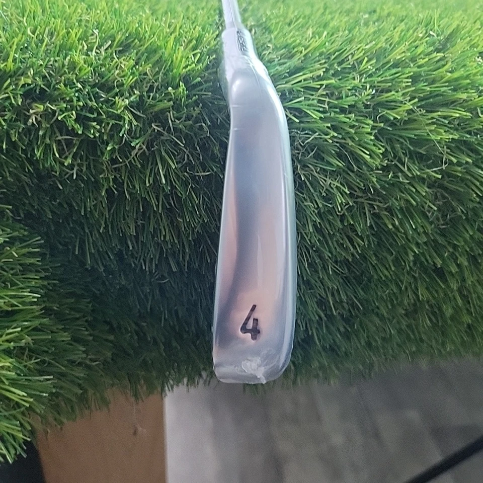 Callaway Apex Pro 24 4 Iron Dynamic Gold 115 Regular Flex *BRAND NEW* - Image 3 of 4