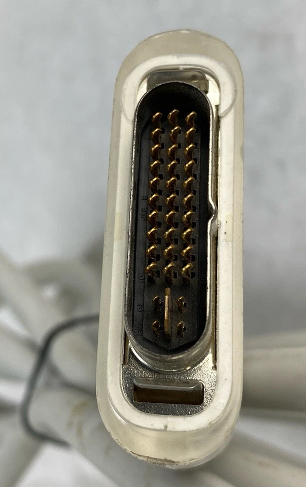 Apple M7649 Studio Display 17" ADC Monitor SHADOWS Sratches Grade C - Image 4 of 4