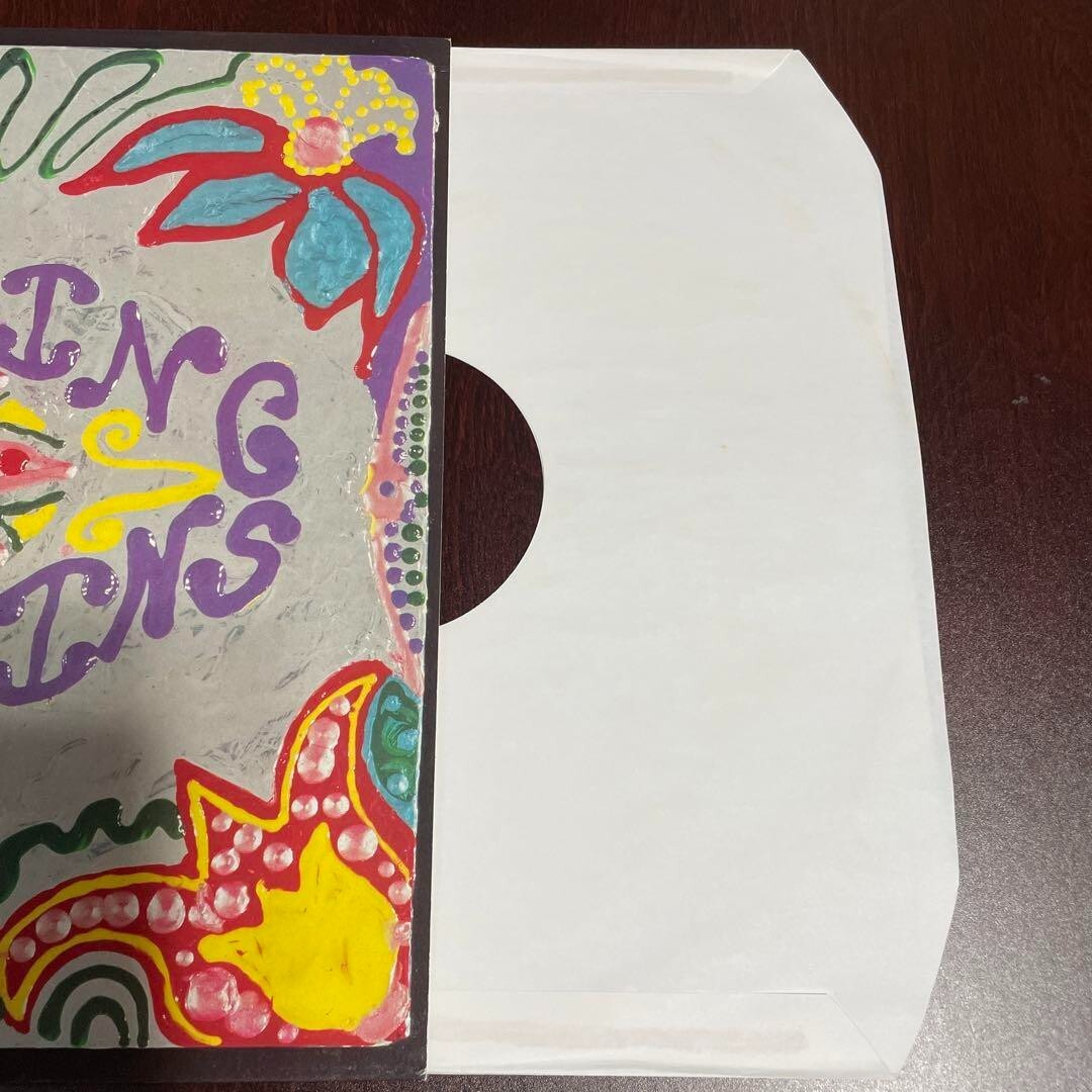 THE SMASHING PUMPKINS「LULL」 Ni0xNTMyLmpwZWc.jpeg