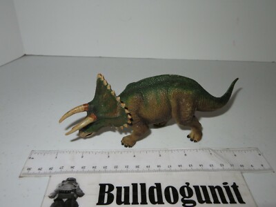 Dinosaur Triceratops Figure Jurassic Figurine Dino Toy Green Prehistoric Safari