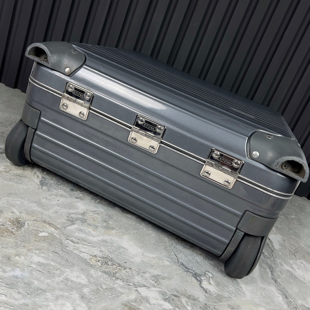 Rimowa Limbo Business Trolley 23L Gray 2-wheels Carry Case