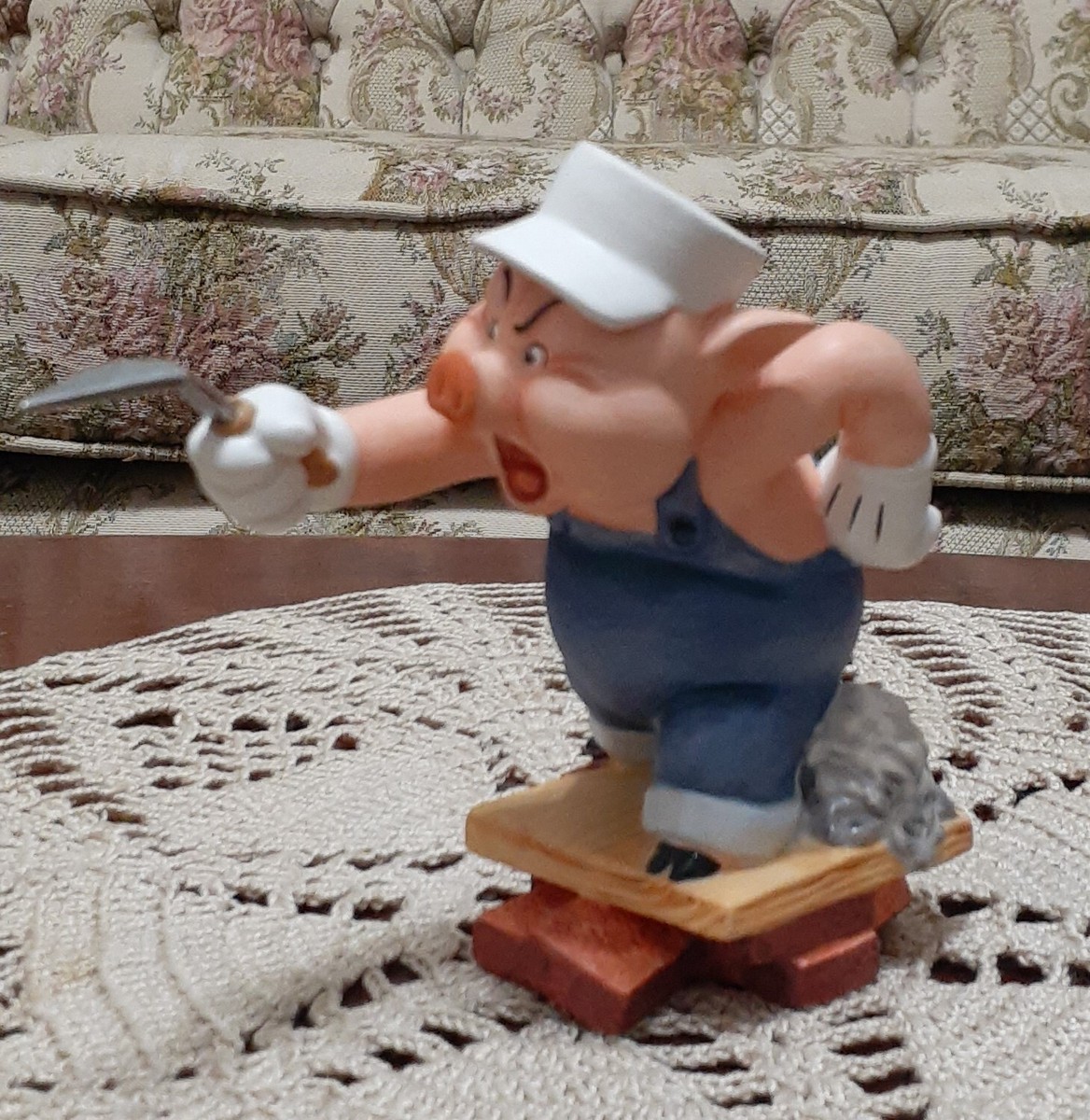 Disney~WDCC~THREE LITTLE PIGS~PRACTICAL PIG~WORK & PLAY DON'T MIX
