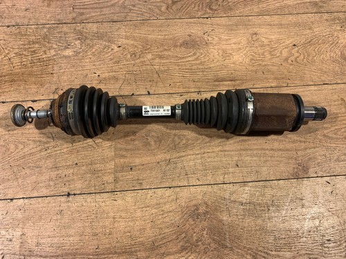 BMW X1 E84 18d 20d  N47 Antriebswelle vorne links 7591681 Automatik Baujahr 2011