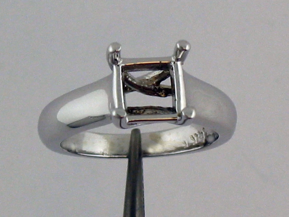 3/4CT Princess Cut  Ring Mounting 14K White Gold 5mm X 5mm  Square Cut Setting - Image 4 of 4