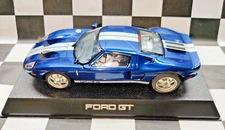 Scalextric 1/32 Scale Slot Car C2823 - Ford GT Road Version