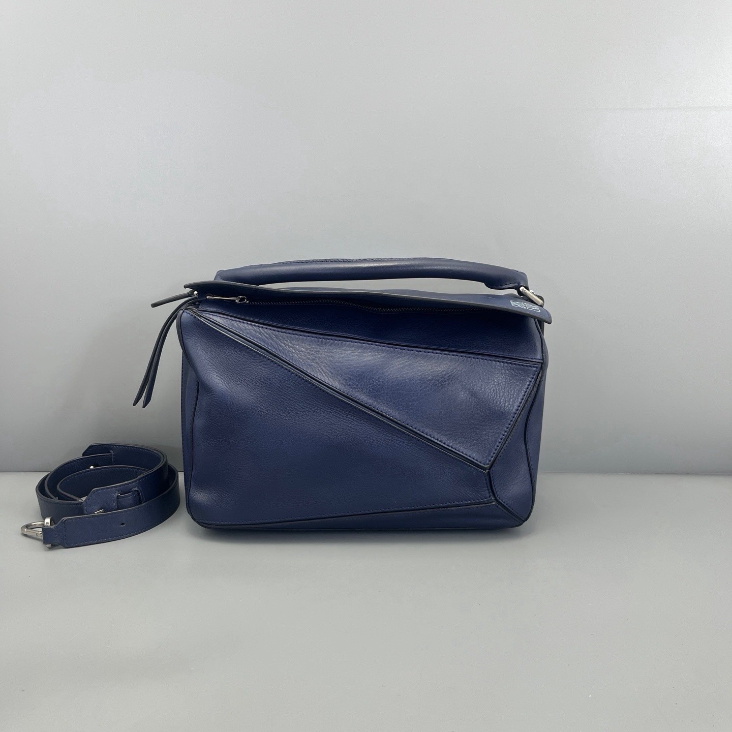 Authentic Pre-owned Loewe Navy Calfskin Puzzle Medium Handbag Crossbody Bag