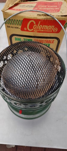Vintage 1967 Coleman Model 513 Adjustable Catalytic Camp Heater 3-67 Camping - Picture 3 of 8