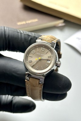 Louis Vuitton Tambour Q12120 Authentic Ladies display picture 1