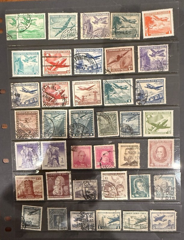 Chile Stamps 175 and 2 Booklets. Used And Mint. Unchecked Accumulation Off Paper