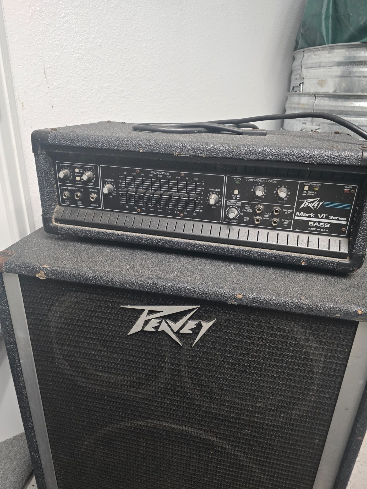 (Vintage) Mark VI 402 Series Peavey Bass Amp, Black