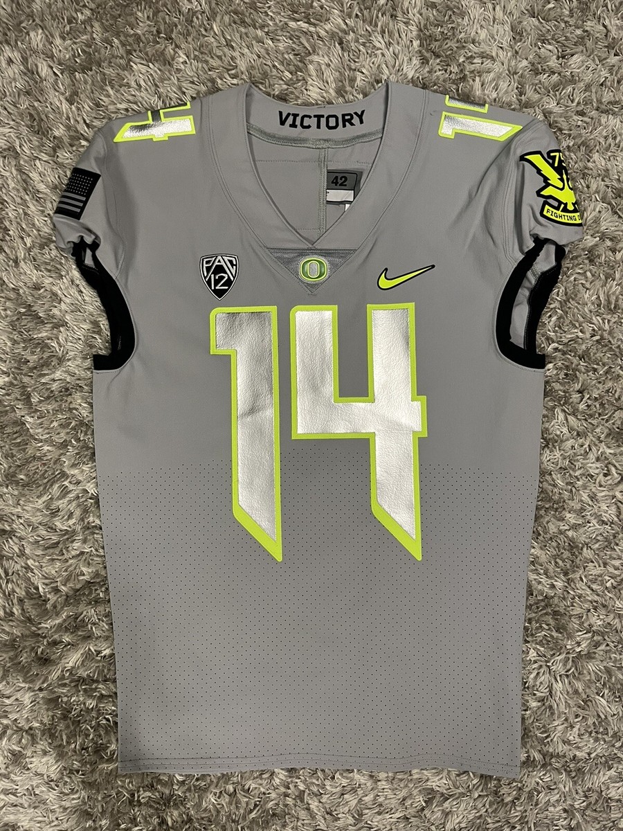 Oregon Ducks Spring Game, Game Used Jersey*Herbert*Bo Nix*Mariota