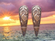 #5028 ANTIQUED GOLD REVERSE TEARDROP CRANE SCENE COMPONENT - 2 pcs