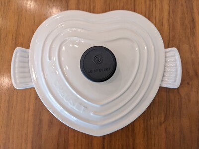 LE CREUSET Cast Iron Heart Shaped Dutch Oven Rare White