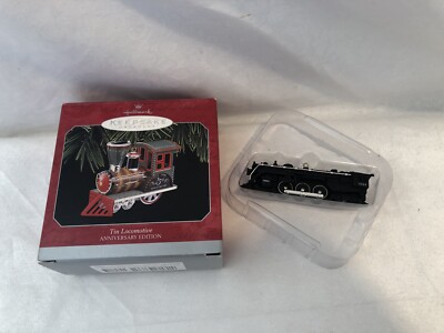 Lot of 2 Hallmark Keepsake Tin Locomotive and Lionel 700E Hudson Steam Engine