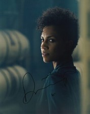 DOMINIQUE TIPPER signed Autogramm 20x25cm THE EXPANSE in Person autograph COA