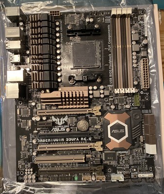 Мат плата Asus socketam3+ sabertooth 990fx r2.0 (amd 990fx, 4xddr3 sata iii raid 4xpci-e, sb, lan 1gb USB2 USB3 atx) (610839187706)