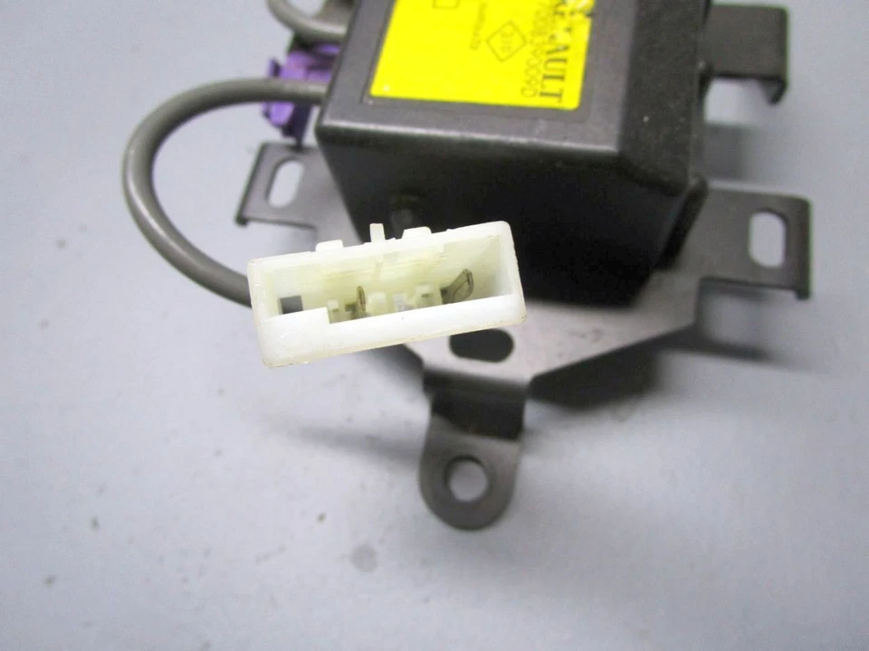 Centralina Airbag Per RENAULT 19 II (B/C53_) 1.8 7700839009D - Immagine 4 di 4