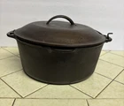 Vtg Wagner Ware Sidney-O 1268E Cast Iron Dutch Oven #8 10 1/4" Self-Basting Lid