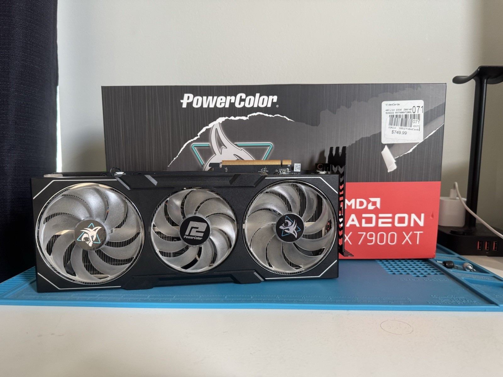 PowerColor Hellhound AMD Radeon RX 7900 XT OC 20GB GDDR6 Graphics Card