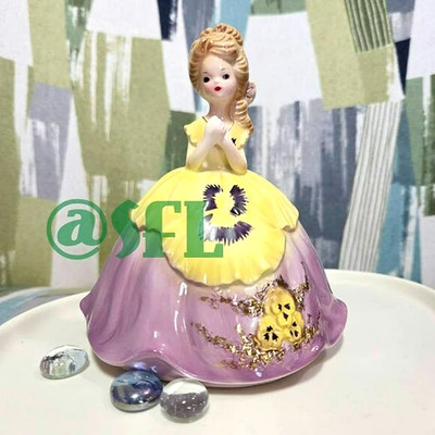 Josef Originals Pansy Girl Porcelain Figurine Floral Cottagecore Vtg Romantic