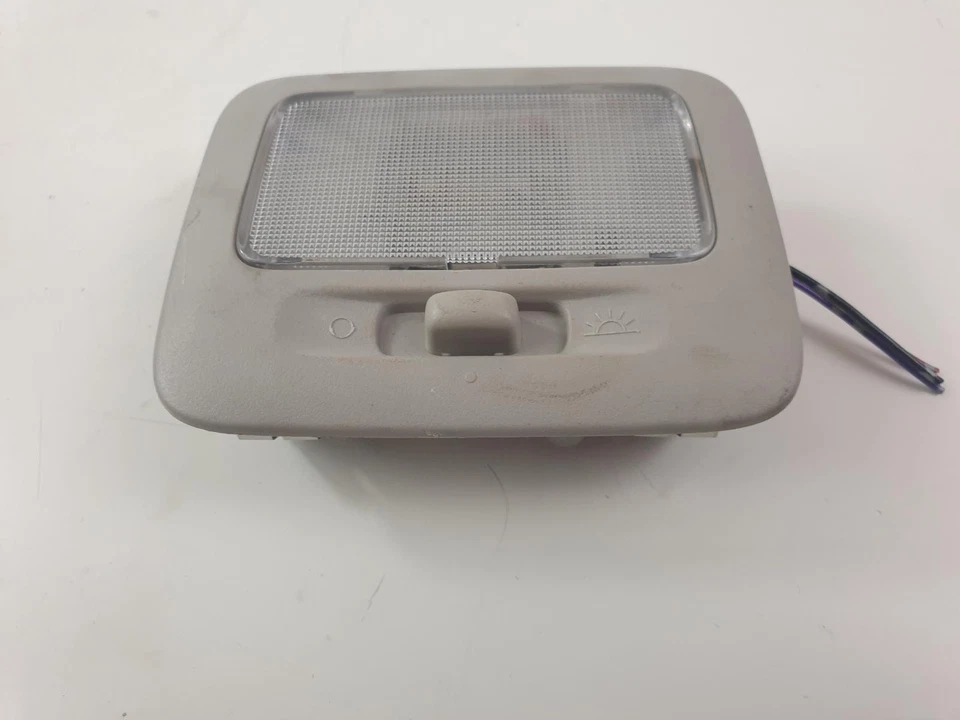 MITSUBISHI MIRAGE COURTESY LIGHT INTERIOR ROOF MK6 2017 - Imagem 2 de 4