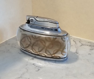 Vintage Ronson Motif Table Lighter Lucite Gold Ring Pattern
