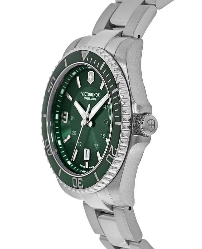 New Victorinox Swiss Army Maverick Large Quartz Green Dial New Victorinox Swiss Army Maverick Large Quartz Green Dial