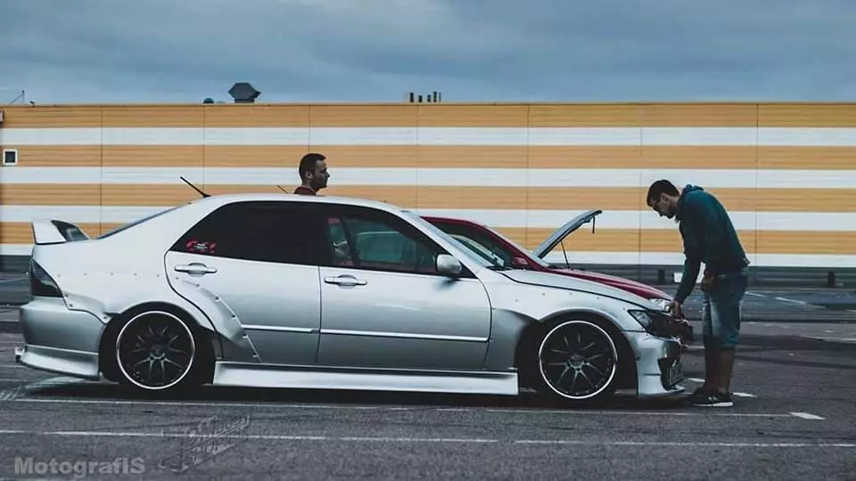 Is200 overfenders deals