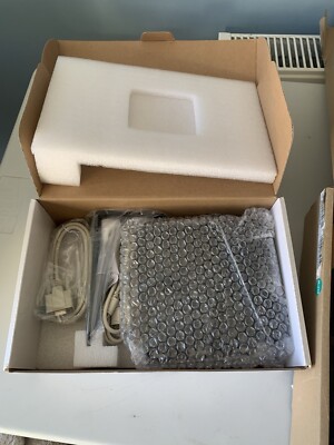 Pakedge P2E Intelligent Power Distribution Unit mit 2 Steckdosen