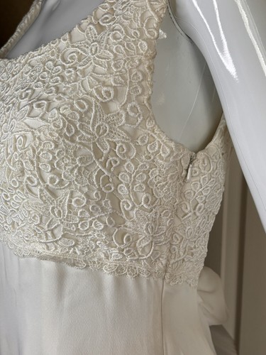 Vintage Short Stories Ivory Wedding Dress Vintage size 14 modern size 12 - Picture 5 of 12
