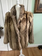 RED FOX FUR JACKET Sz M