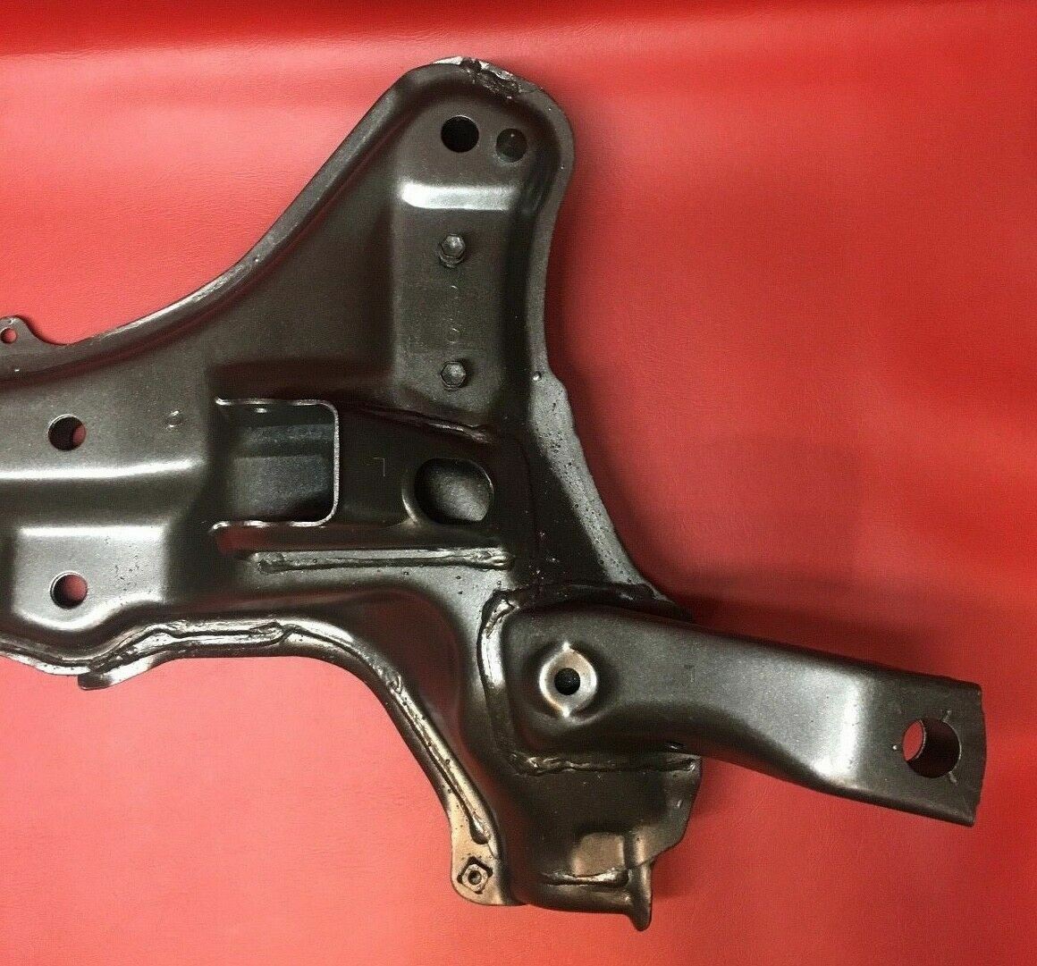 96-00 1996-2000 Toyota RAV4 Front Sub-K Frame Crossmember Cross