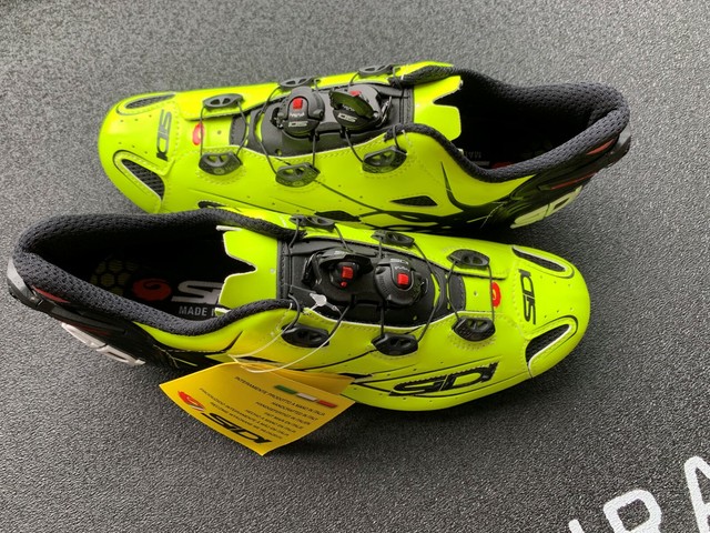 sidi shot bright yellow